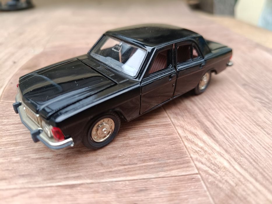 Продам газ 3102 волга. Масштаб 1 :43. Саратов.