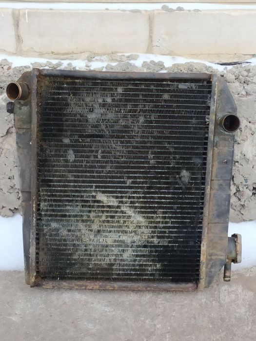 Радіатор Москвич 2715