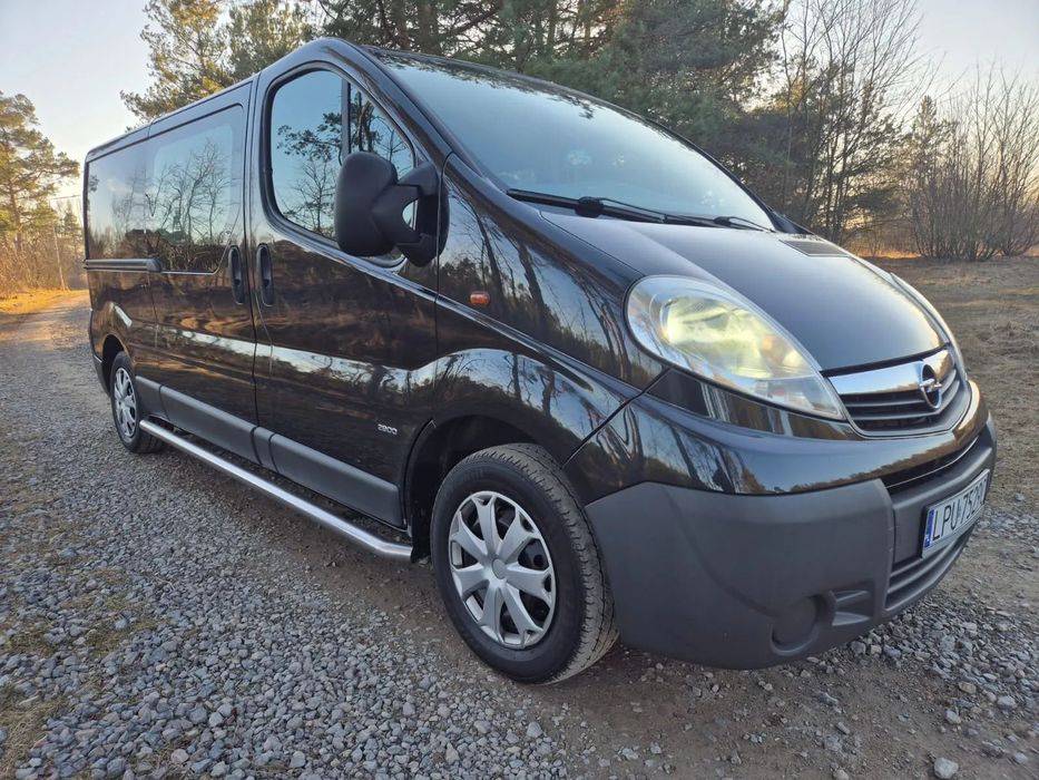 Opel Vivaro  Long Dubel kabina 6-osób PoLIft