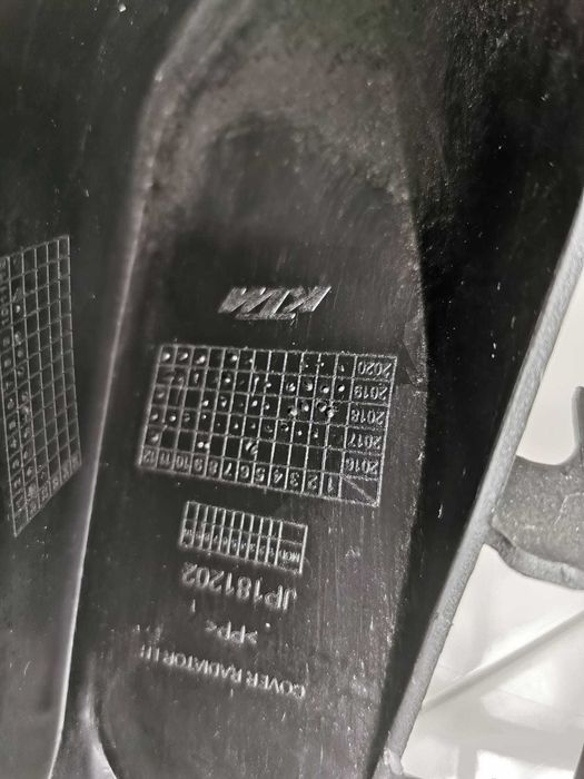 Lewa osłona chłodnicy KTM 125 DUKE