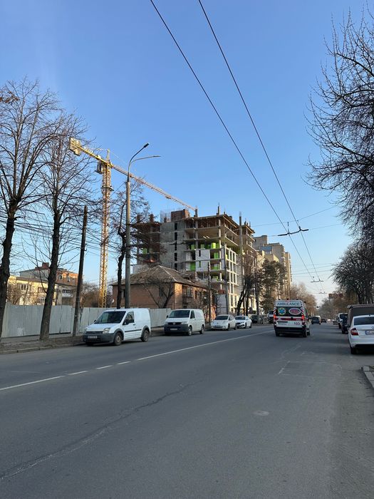Продаж 3 квартири