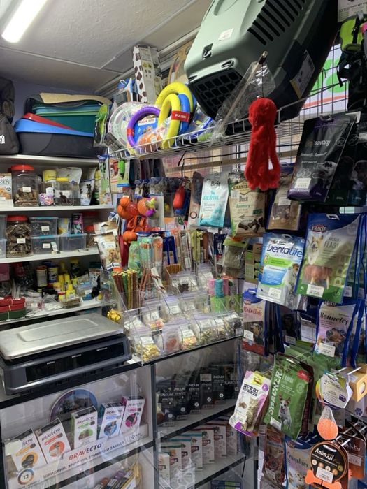 Продаж бізнесу! Прибутковий зоомагазин біля метро, лівий берег