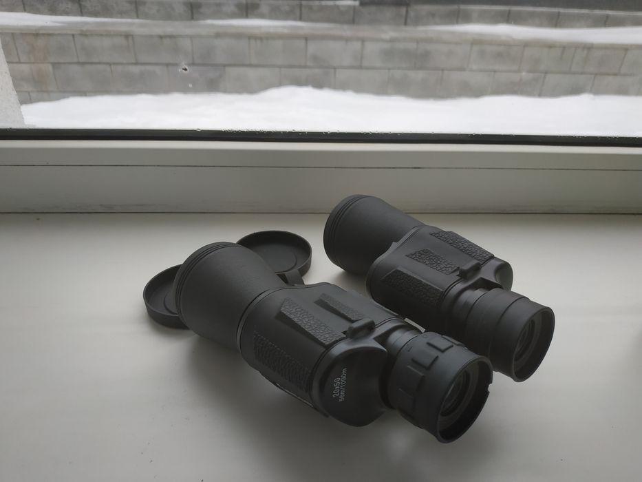 Бінокль Canon 20*50