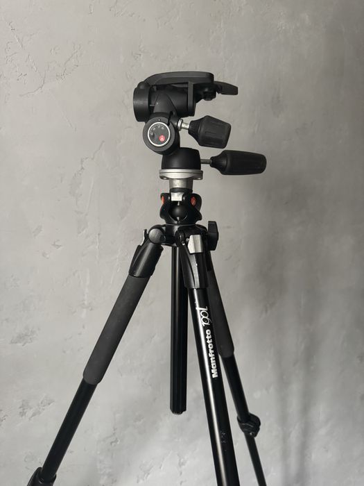 Штатив Manfrotto 190XPROL (алюміній) + 3D голівка 804RC2