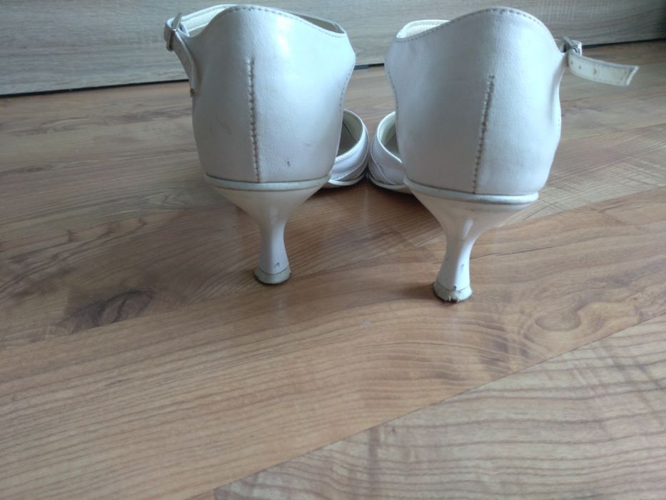 Buty białe ślubne i nie tylko r.39/40, wkładka 25cm
