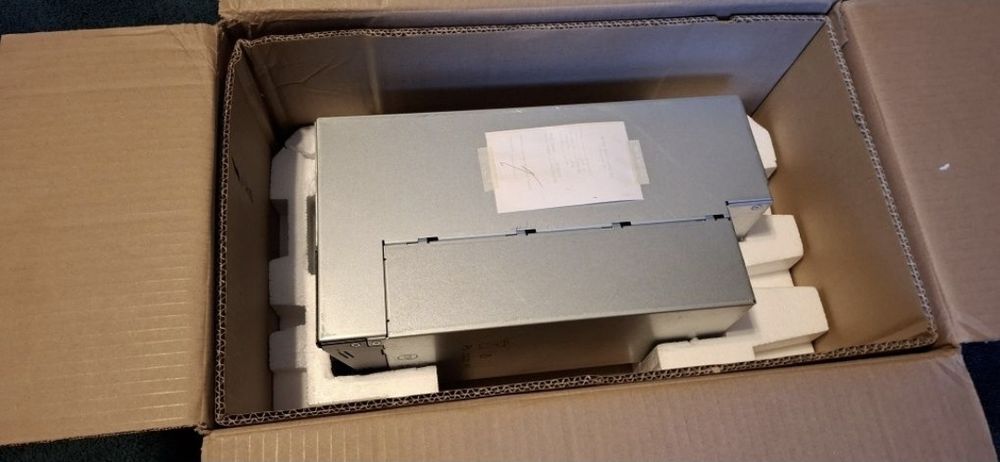Akumulator bateria zasilacz UPS serwer APCRBC143 marki Schneider 3