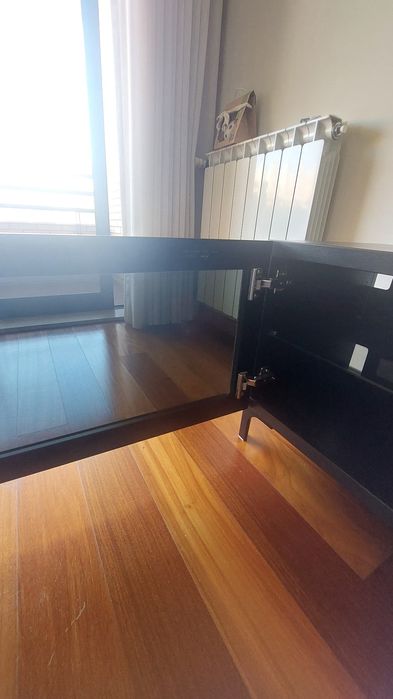 Vendo movel Tv BESTA vidro fumado