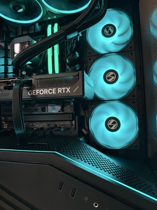 Komputer do gier AMD Ryzen 7 7800X3D Nvidia RTX 5070 Ti 32GB DDR5 1TB NVMe Windows Nowy Gwarancja FV