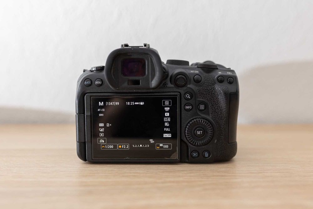 Canon EOS R6 Body повнокадровий фотоапарат