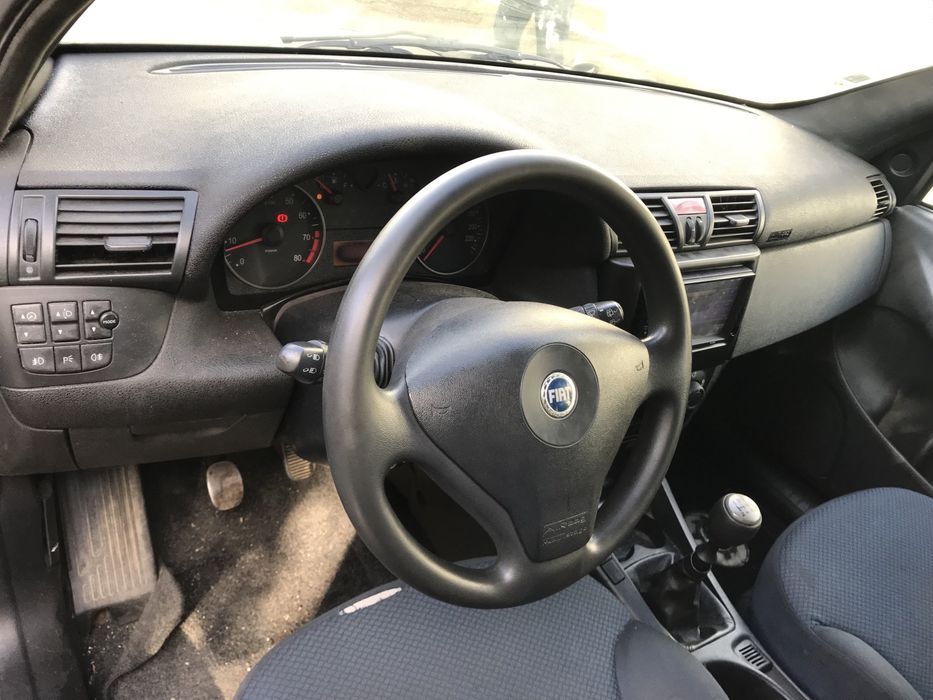 Fiat Stilo 1.6 16. V gasolina Ano 2002