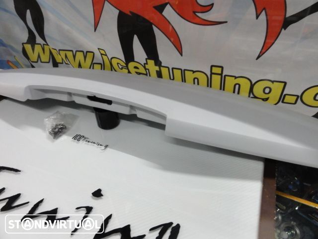 Aileron / lip / spoiler traseiro para Renault Megane Carrinha 02-08 vidro fixo