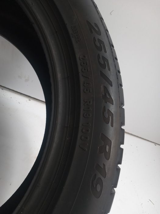 Opona letnia 255/45R19 Pirelli Scorpion