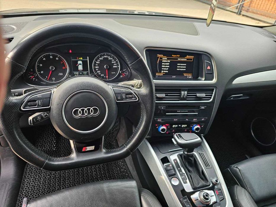 Audi Q5 2014 Typ 8R   3.0 TFSI  (272 к.с.) Quattro  •  S-Line