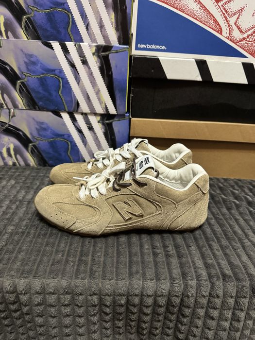 Жіночі кросівки NEW BALANCE X MIU MIU 530 38(24,5см)