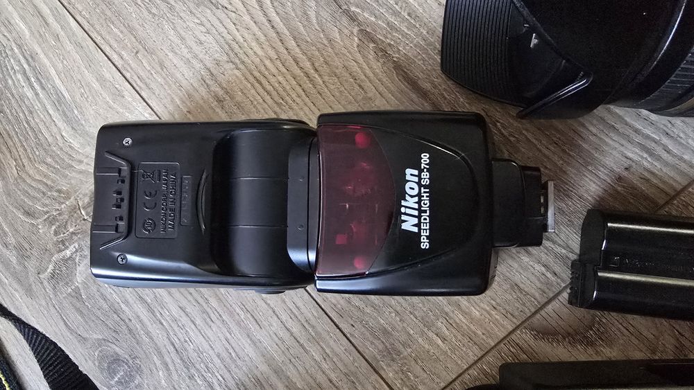 Продам вспишку спалах Nikon Speedlite SB-700