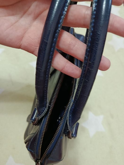 Продам кожаную сумку
