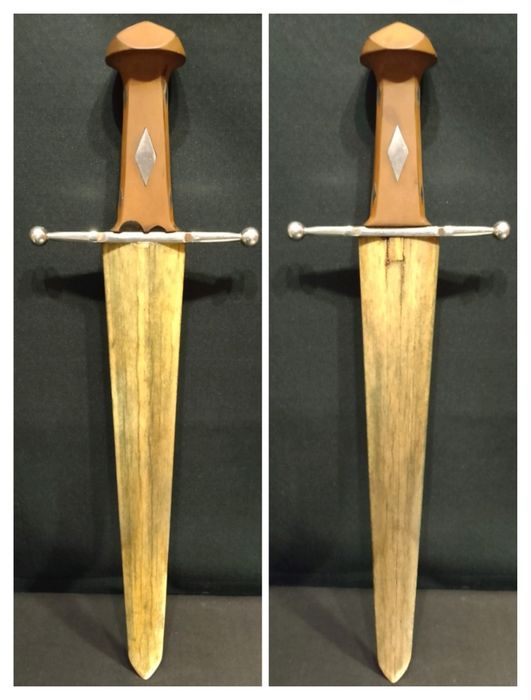 "Аполлон и музы" / Меч "Душебор"