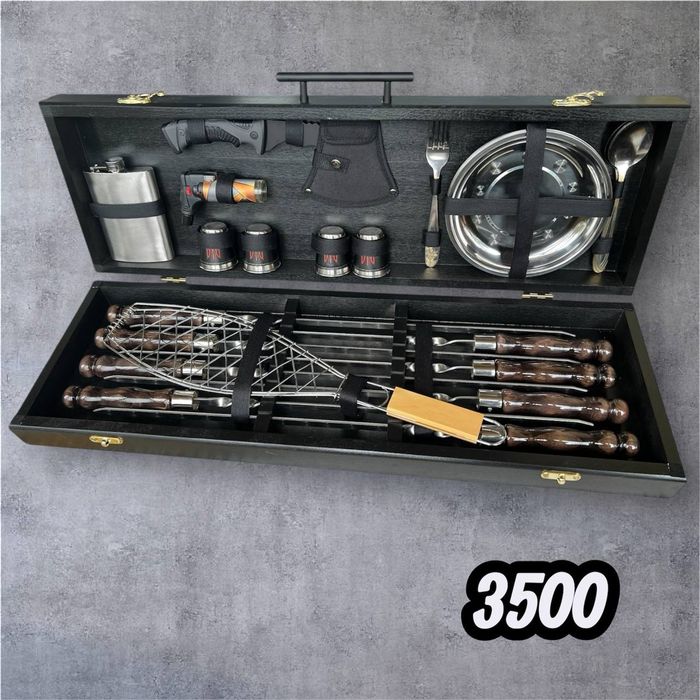 Подарунковий набір шампурів.