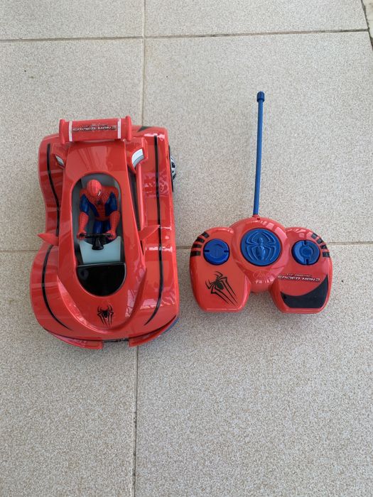 Carro telecomandado Spiderman Marvel