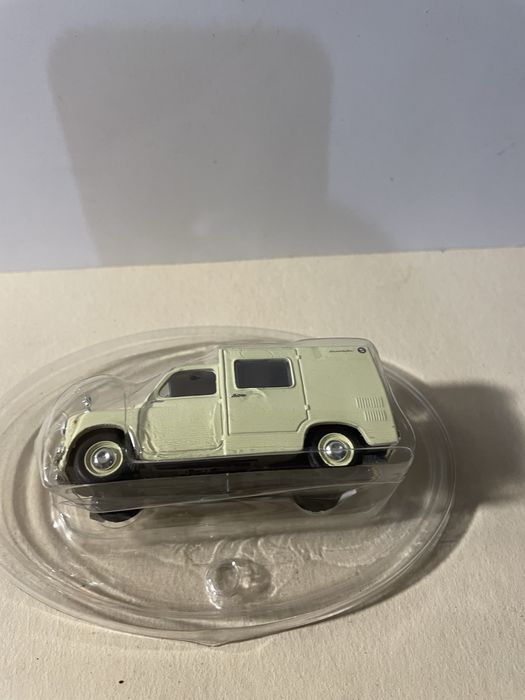 Miniatura nova da solido 1:43