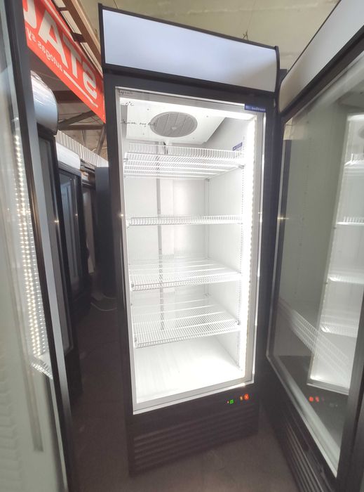 Холодильна шафа вітрина Coldwell 450 SL Чорна. Сервіс, оренда