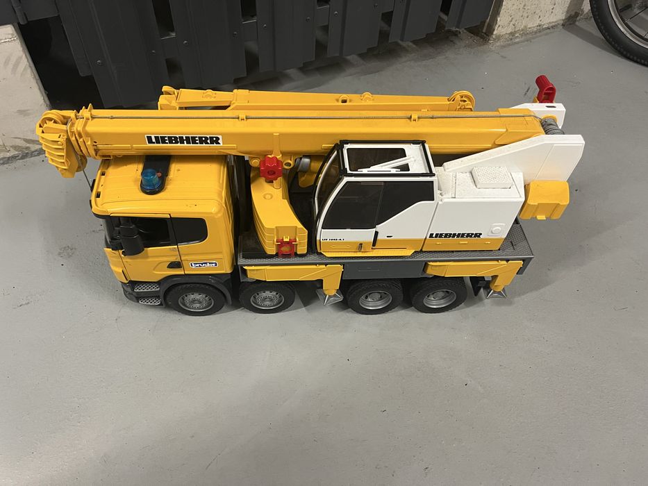 Beuder Scania dźwig zabawka