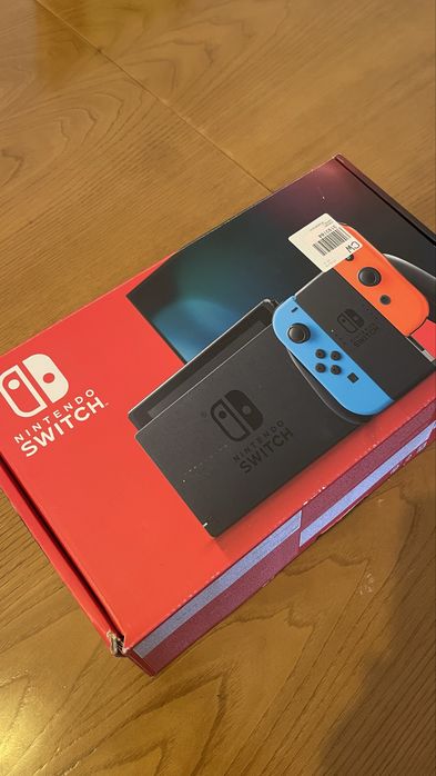 Nintendo switch em caixa