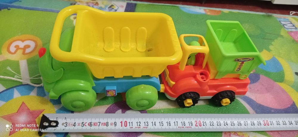 Продам дитячі самоскиди