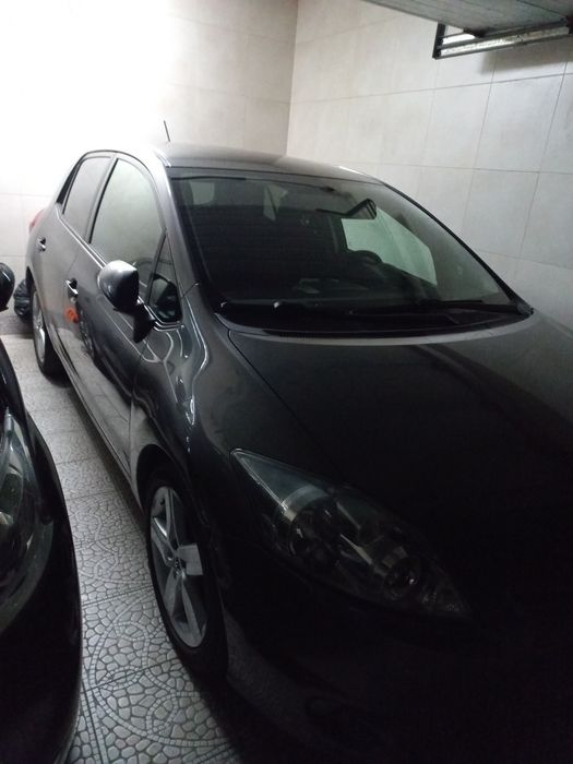 Toyota Auris 5P 1.4 D-4D Exclusive + P - Sport