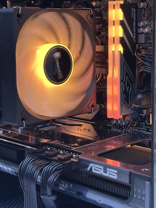 Digital PC Esport Thor | Ryzen 7 7700 + RX9070XT