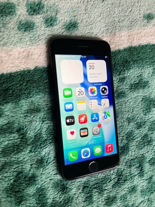 Apple iphone SE 3rd gen 2022 64 gb neverlock акумулятор 92%