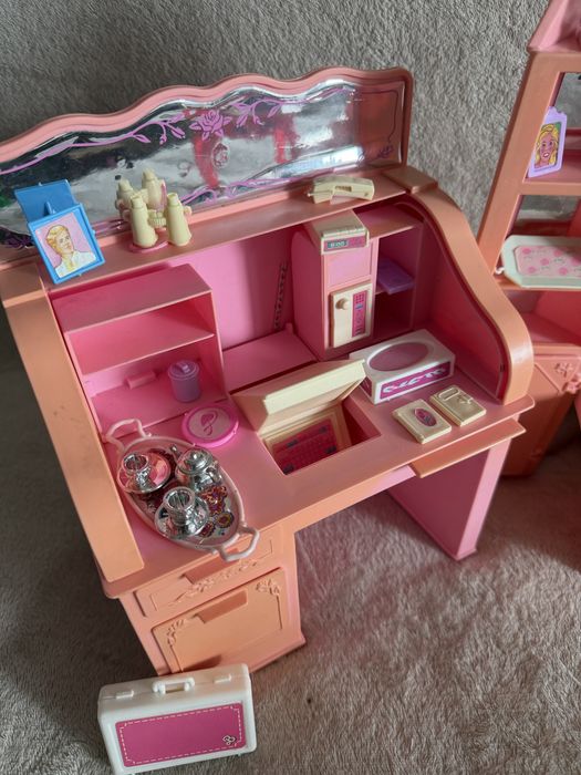 Zestaw salon living prettty Barbie 1983