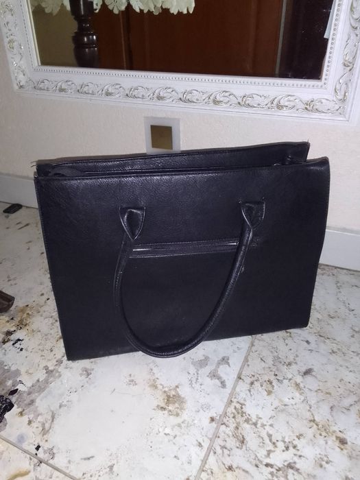 Czarna torebka damska