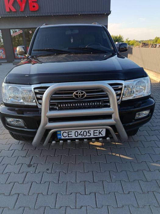 Тойота Ленд Крузер 100