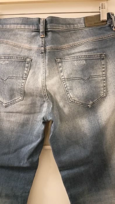 DIESEL nowe spodnie jeansowe r. W27 L30