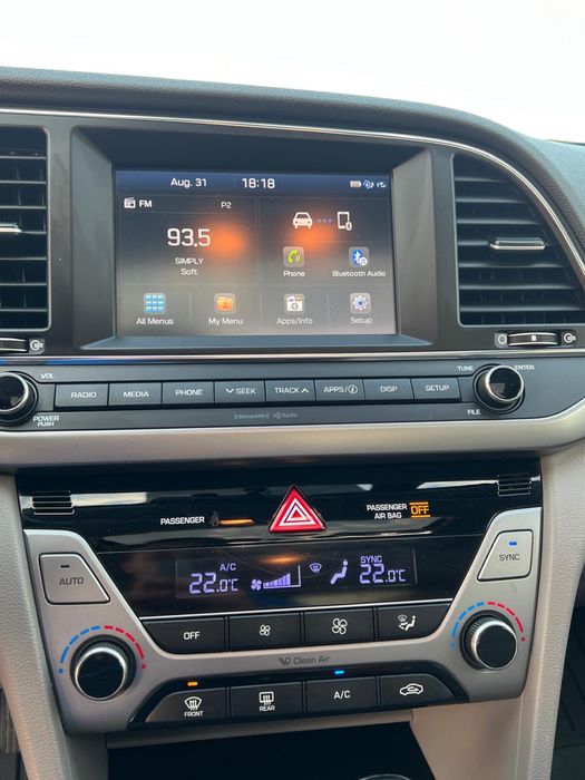 Hyundai Elantra Value Edition 2.0 Automat Lpg