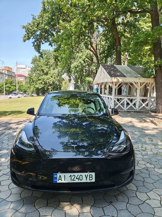 Tesla Model Y 2024 VIN 7SAYGDEE0RA246829 фото оголошення 3 з 18