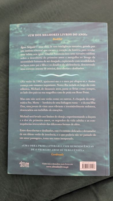Livro ”Água Salgada” de Charles Simmons