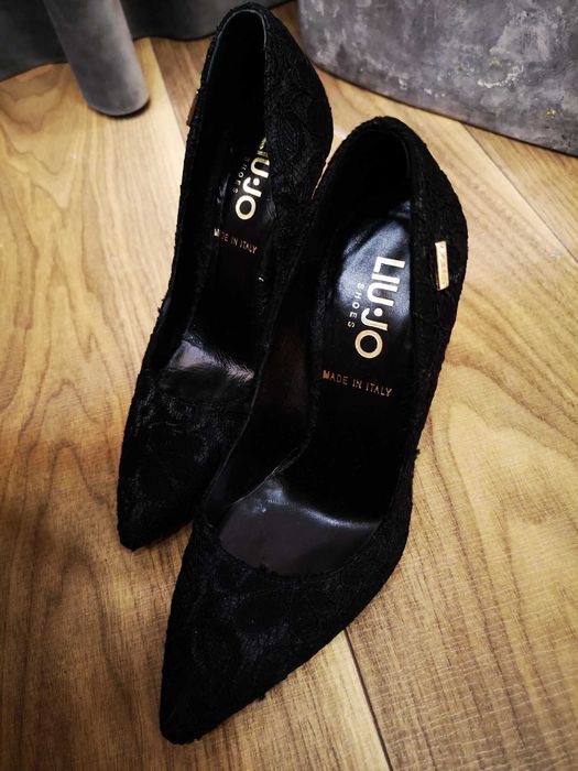 Szpilki LiuJo koronkowe