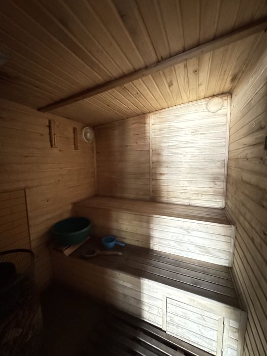 Продам будинок на 2му причалі з банею! Вихід на воду