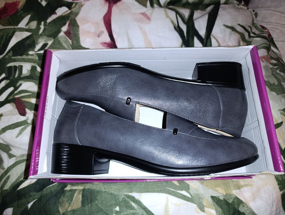 Nowe buciki 40-41 (26 cm) lordsy,półbuty ,baleriny ,mokasyny