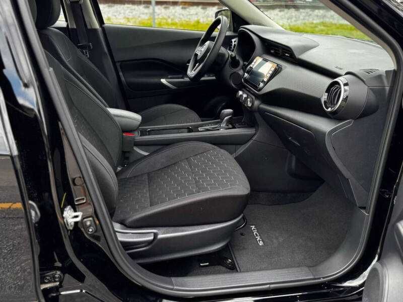 Nissan Kicks SV 2023