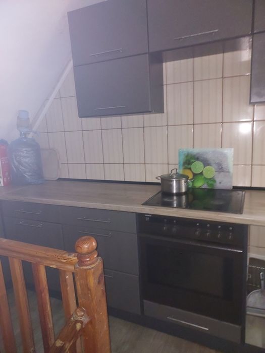 Здається в оренду частина будинкку ( центр міста)