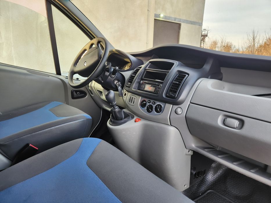 Рено трафік 2012 рік, 2,0 дизель,довга база