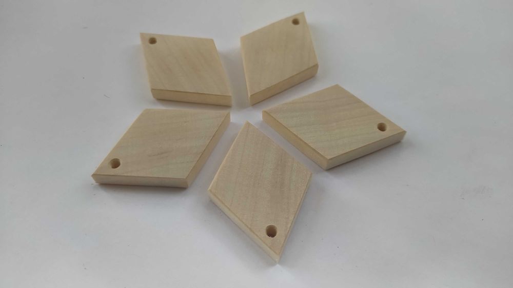 Заготовки для рун, кулонів, амулетів, ручної роботи