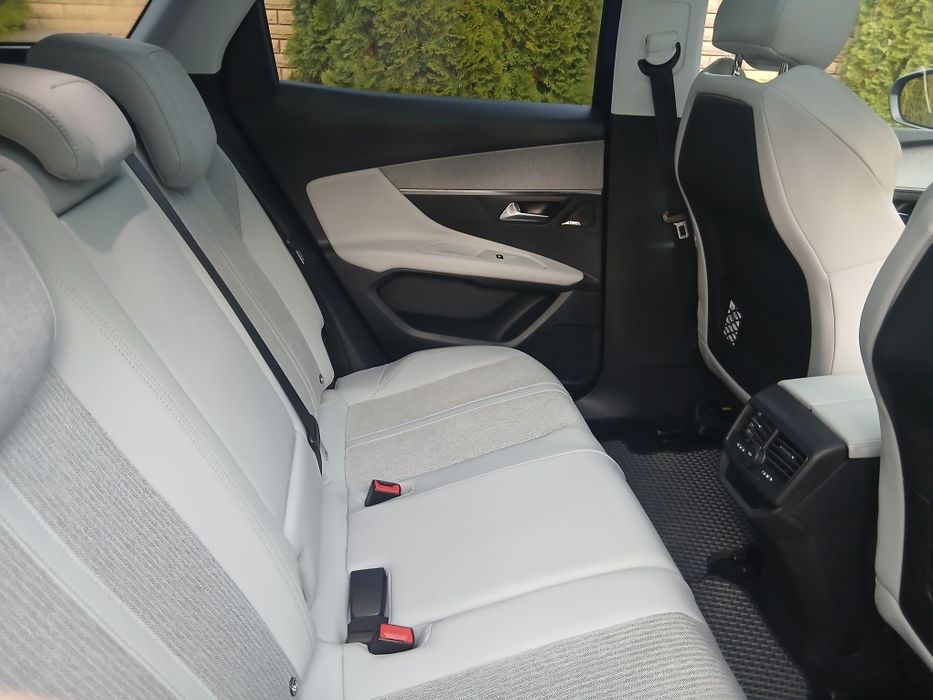 Авто в хорошому станні