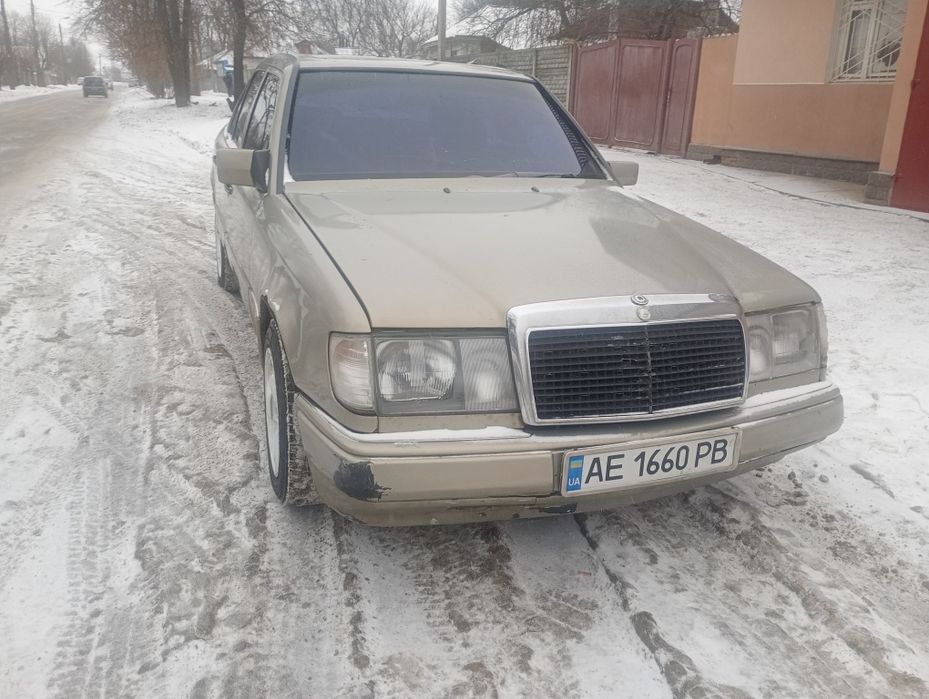 Продам мерседес 124 газ бенз