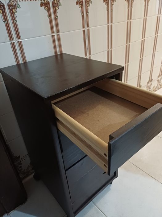 Cómoda com 6 gavetas