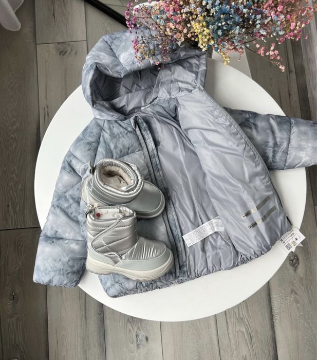 Стильна куртка від Zara . Пальто , пуховик .