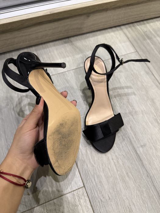 Босоніжки Mango атласні 36